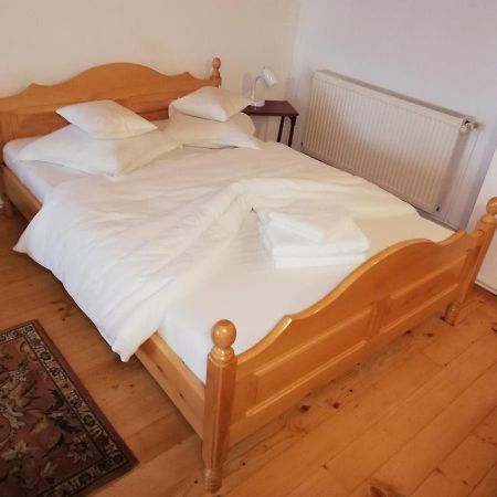 ホテル Casa Doina Buşteni エクステリア 写真