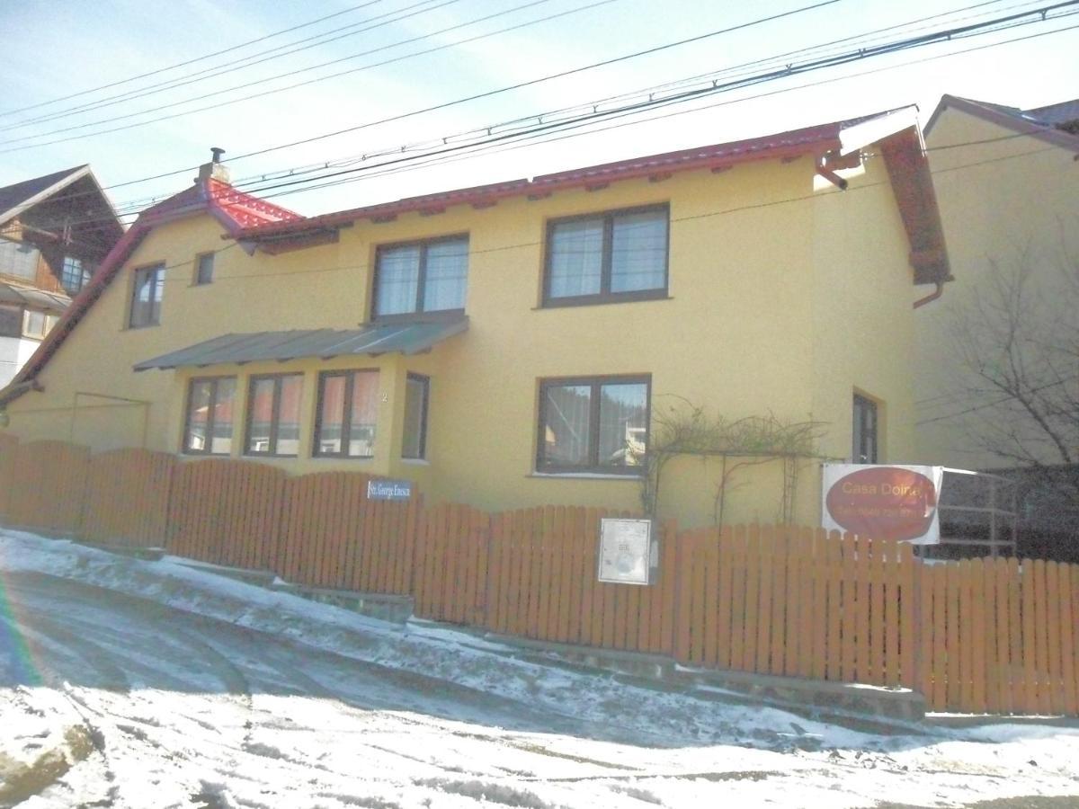 ホテル Casa Doina Buşteni エクステリア 写真